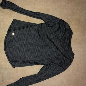 Long sleeve Athletic top